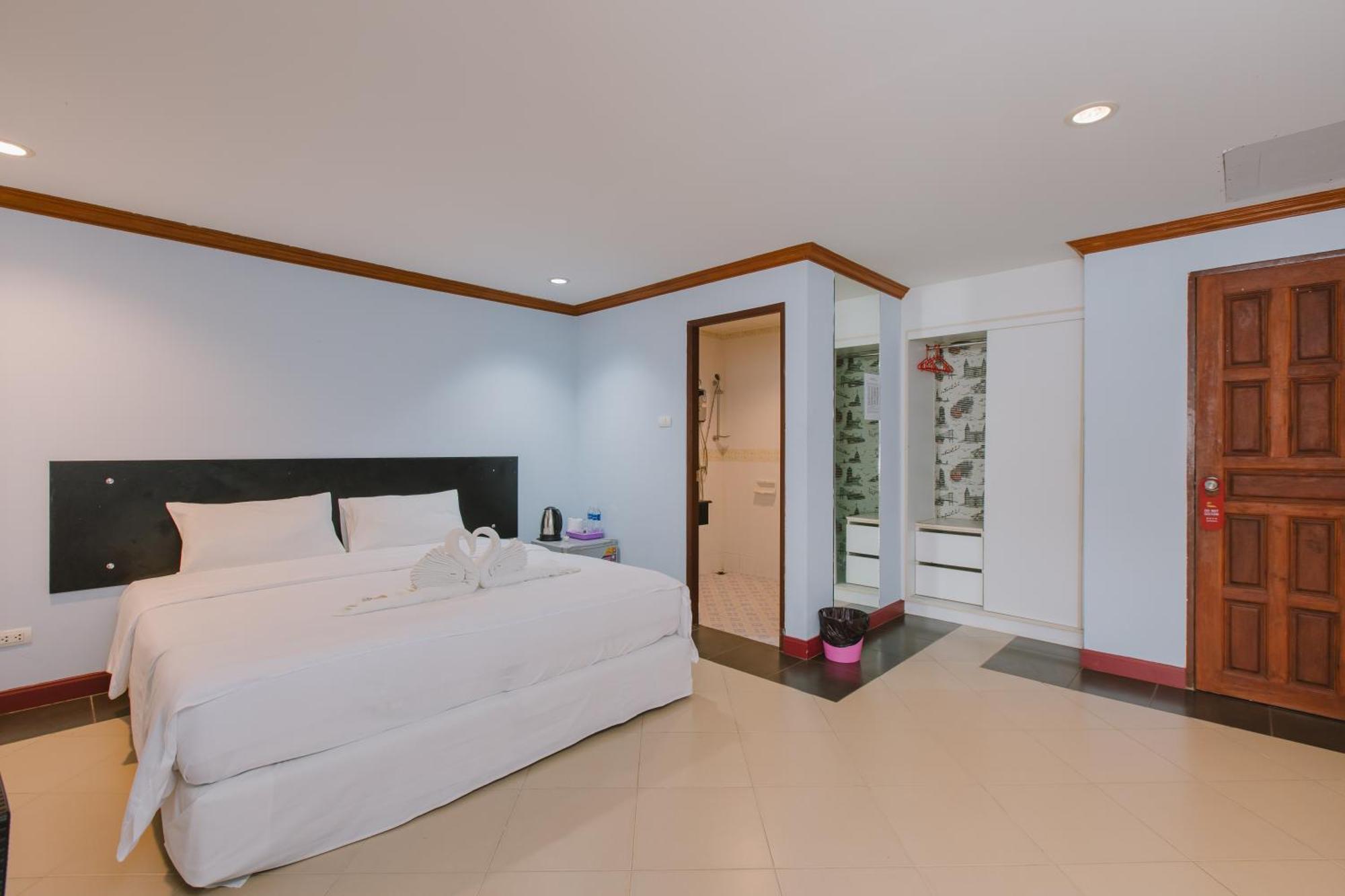 Sunstar Palace Patong Exterior photo